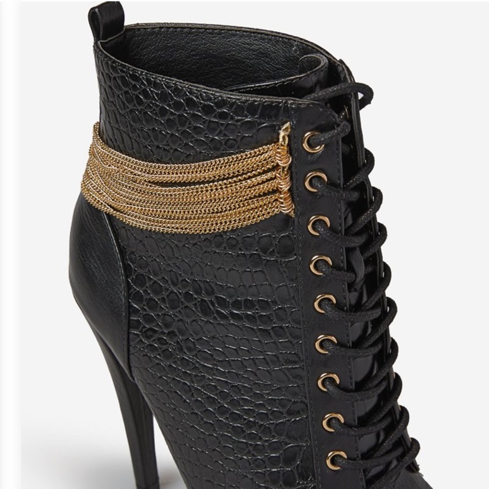 CHAIN DETAIL STILETTO BOOTIE - Picture 3 of 4